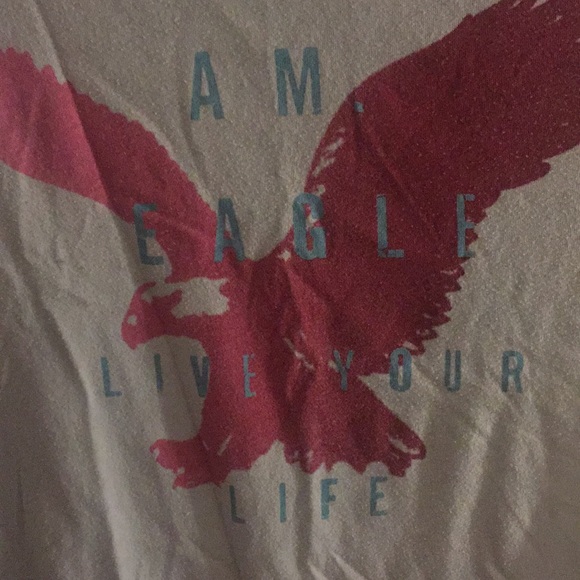 American Eagle T-Shirt - Picture 3 of 3